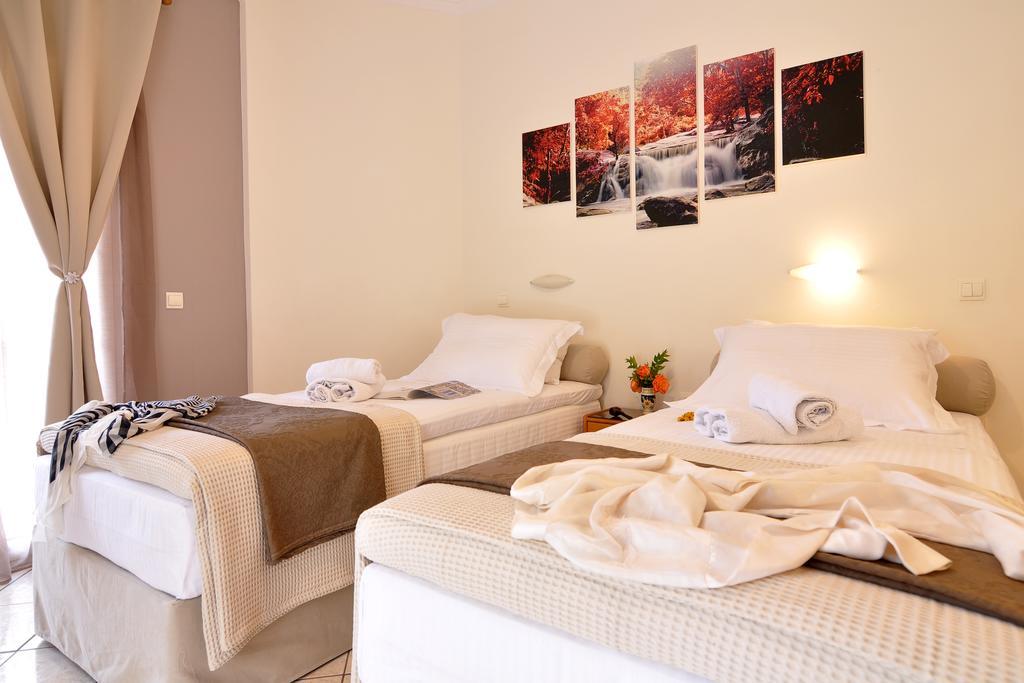 Rolandos Apartments Agios Gordios  Exterior photo